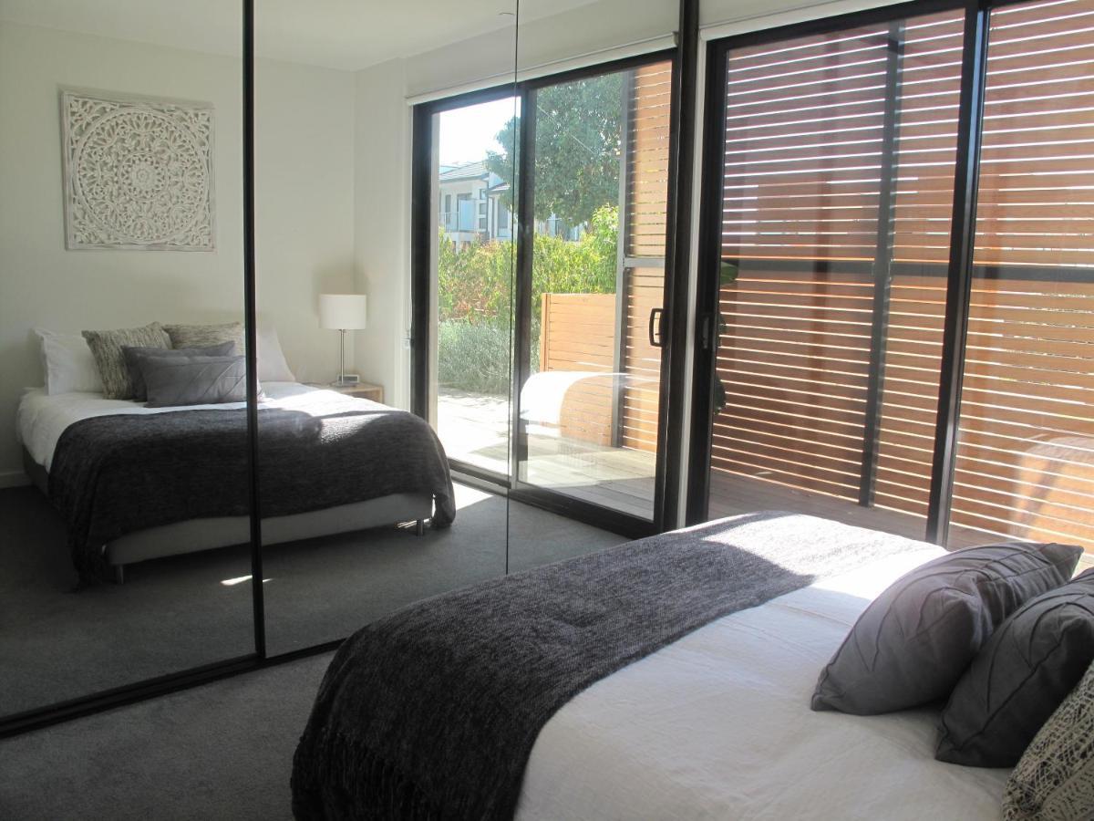 Modern 3 Bedroom Apt With Free Parking, Netflix, Wifi & Welcome Wine By Bnb Pro Melbourne Exterior photo